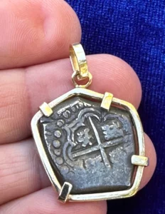 Atocha Period 1622, 2 Reales Cob set in a custom hand made 14K GOLD pendent.