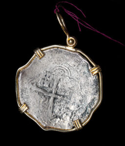 1620-1629 Mexico 8 Reales Pendant in 14K Bezel - Lucayan Beach Wreck