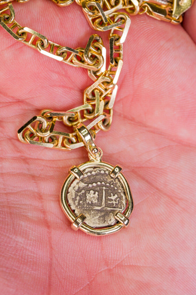 Early to Mid 1600s Potosi 1/2 reeales pendant in 14K gold bezel shipwreck spanish silver